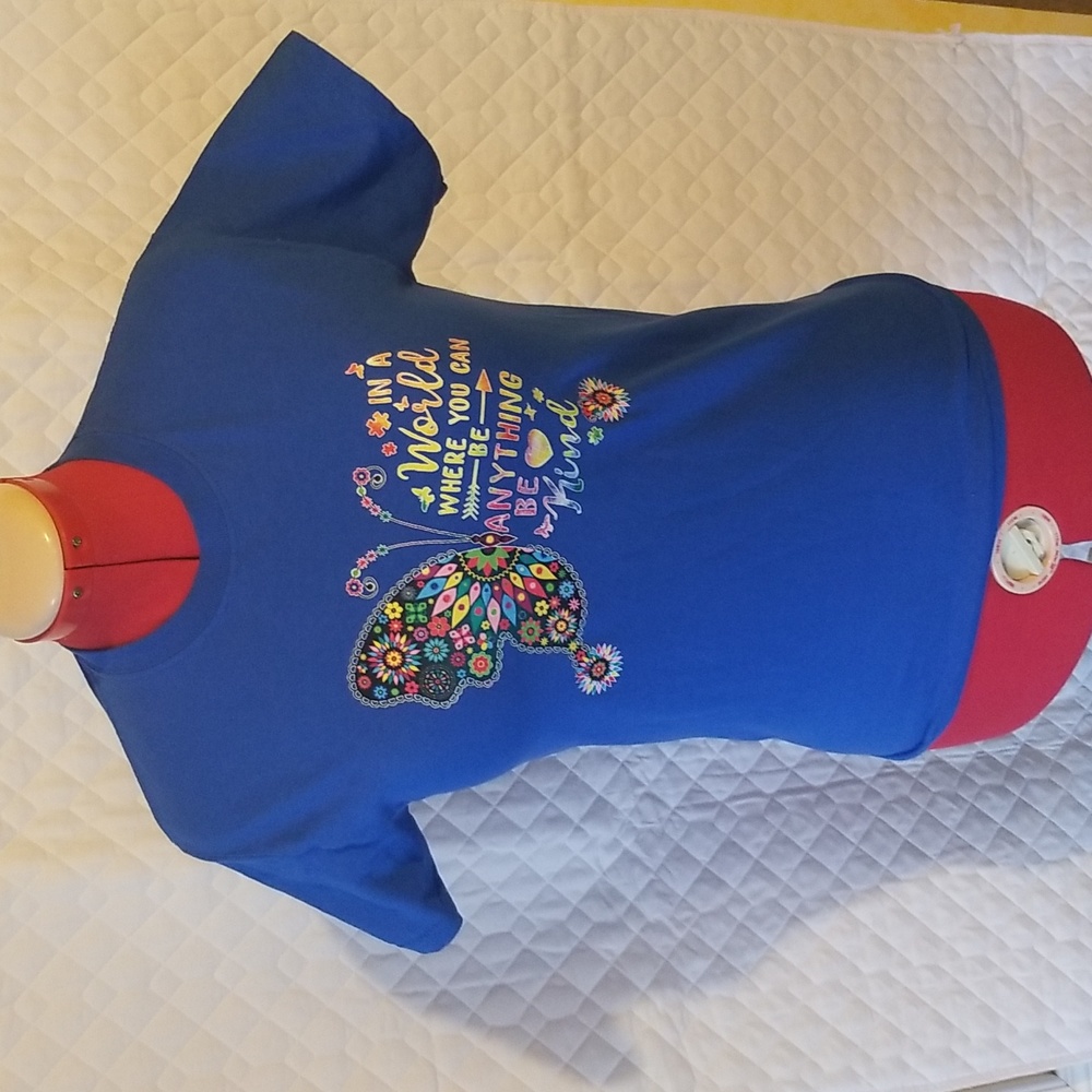 Royal blue small tee shirt